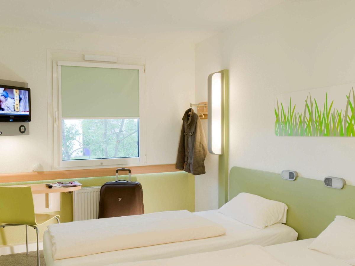 Ibis Budget Le Puy En Velay Esterno foto