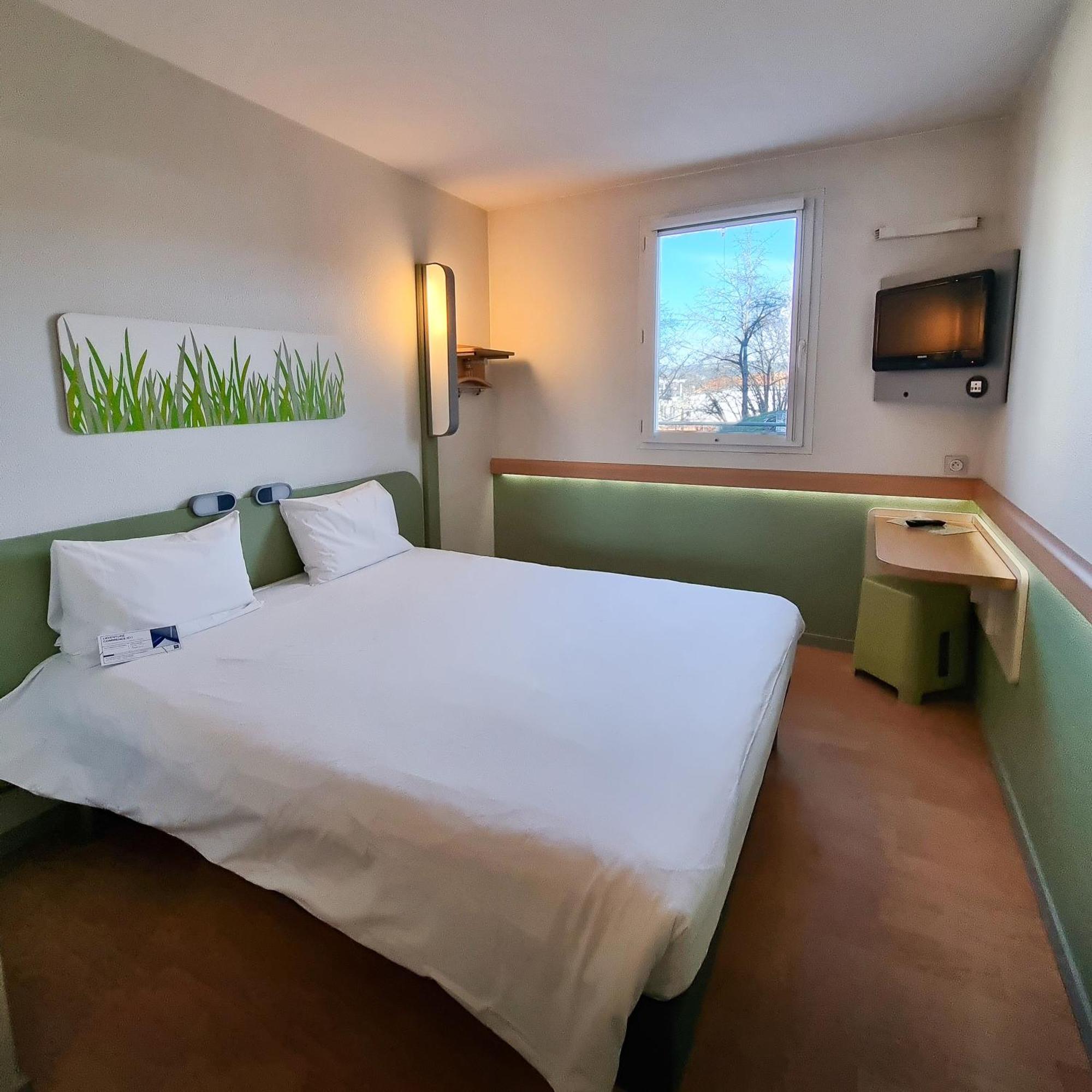 Ibis Budget Le Puy En Velay Esterno foto
