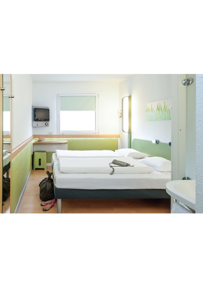 Ibis Budget Le Puy En Velay Esterno foto