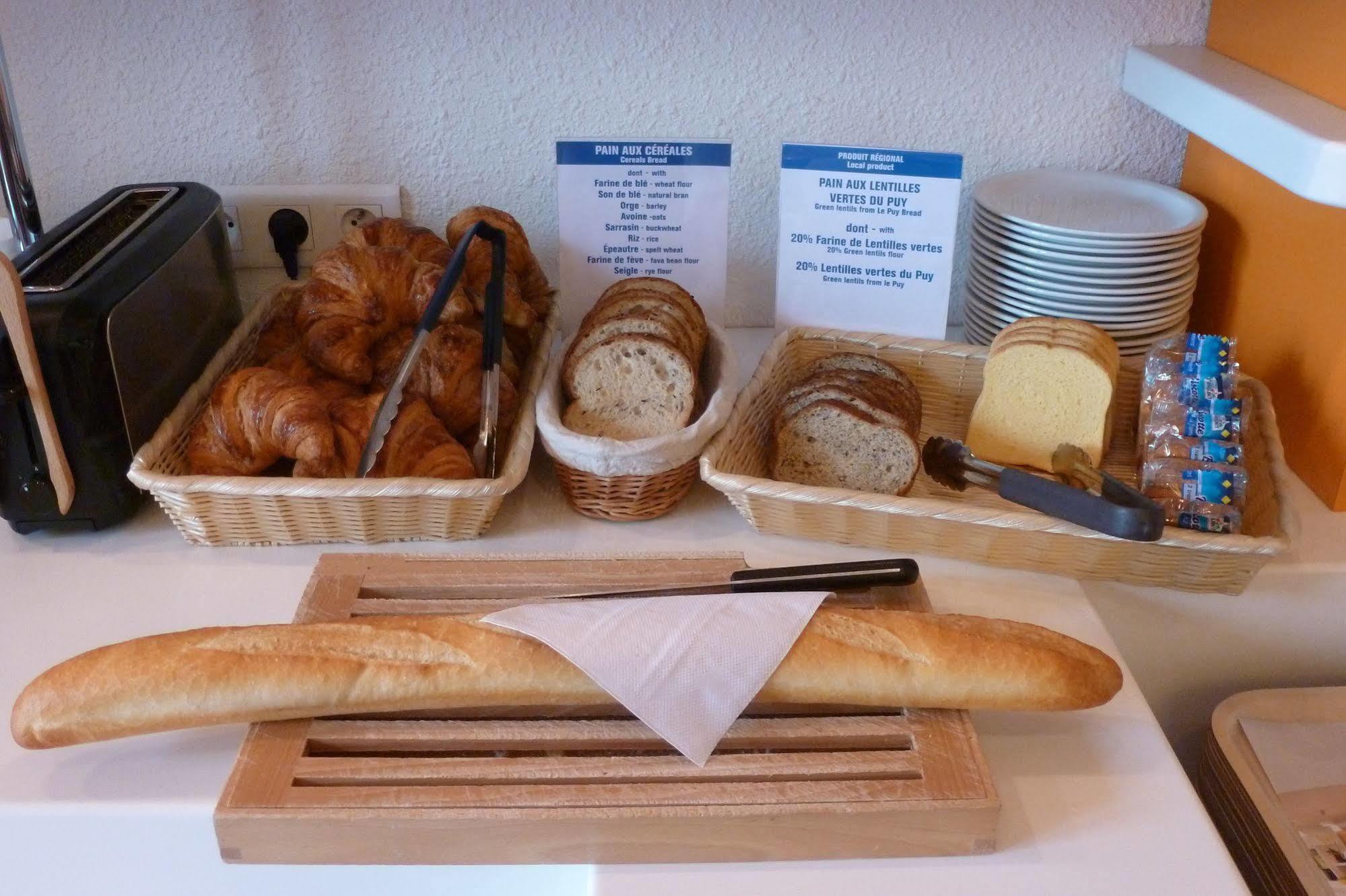 Ibis Budget Le Puy En Velay Esterno foto