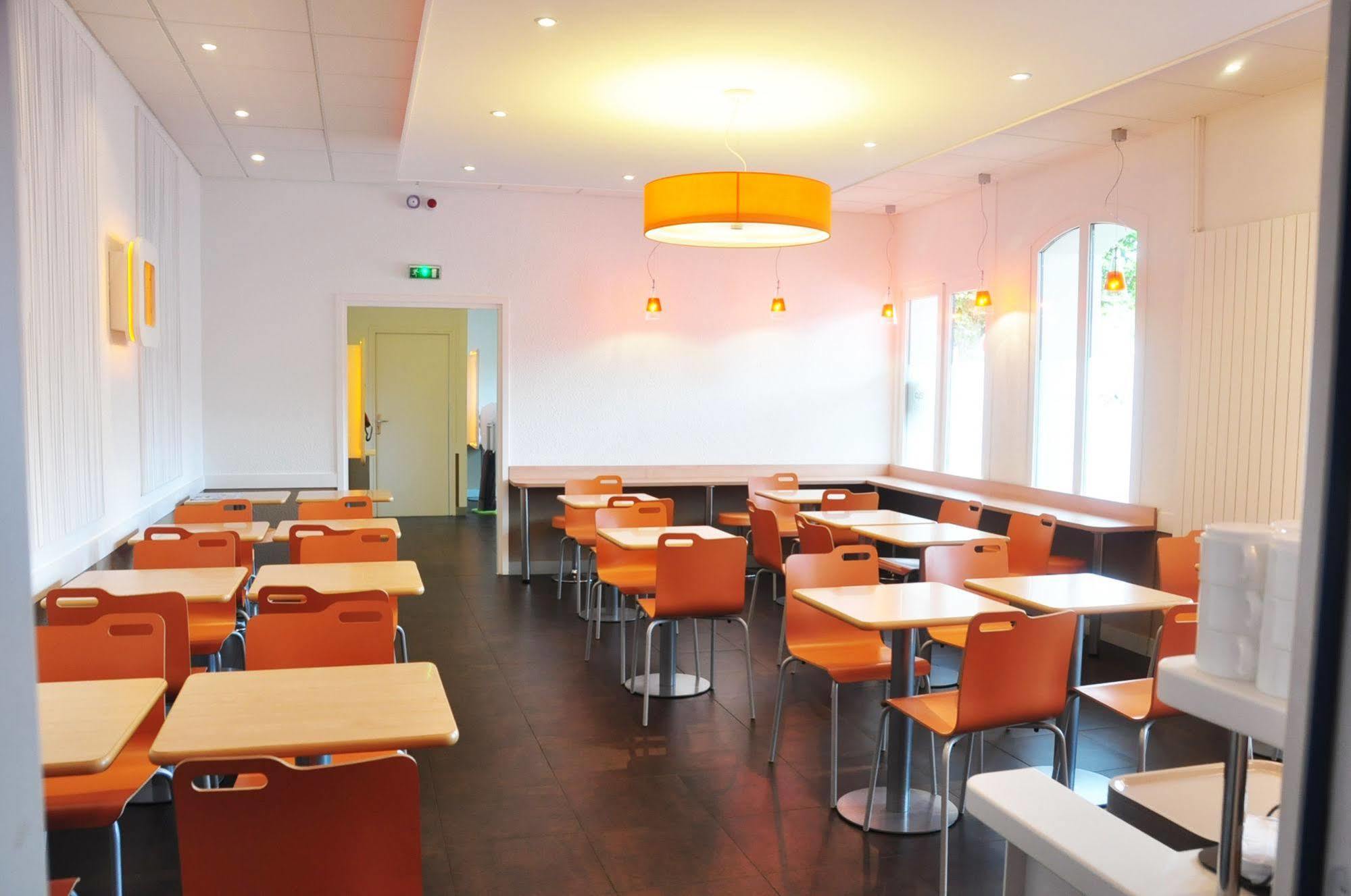 Ibis Budget Le Puy En Velay Esterno foto